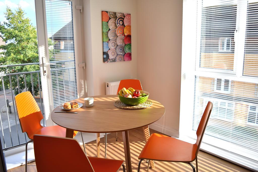Westlake Apartments 피터버러 외부 사진