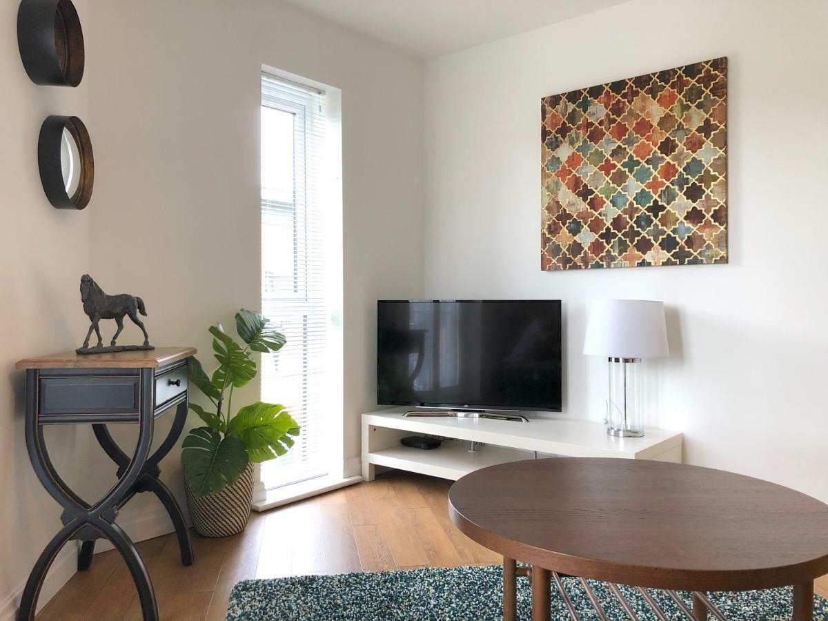 Westlake Apartments 피터버러 외부 사진